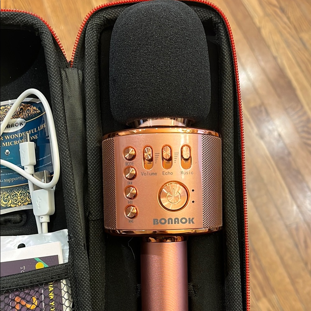 BONAOK Rose Gold Wireless Microphone